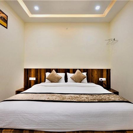 Hotel Ravi Residency Bharatpur Exterior foto