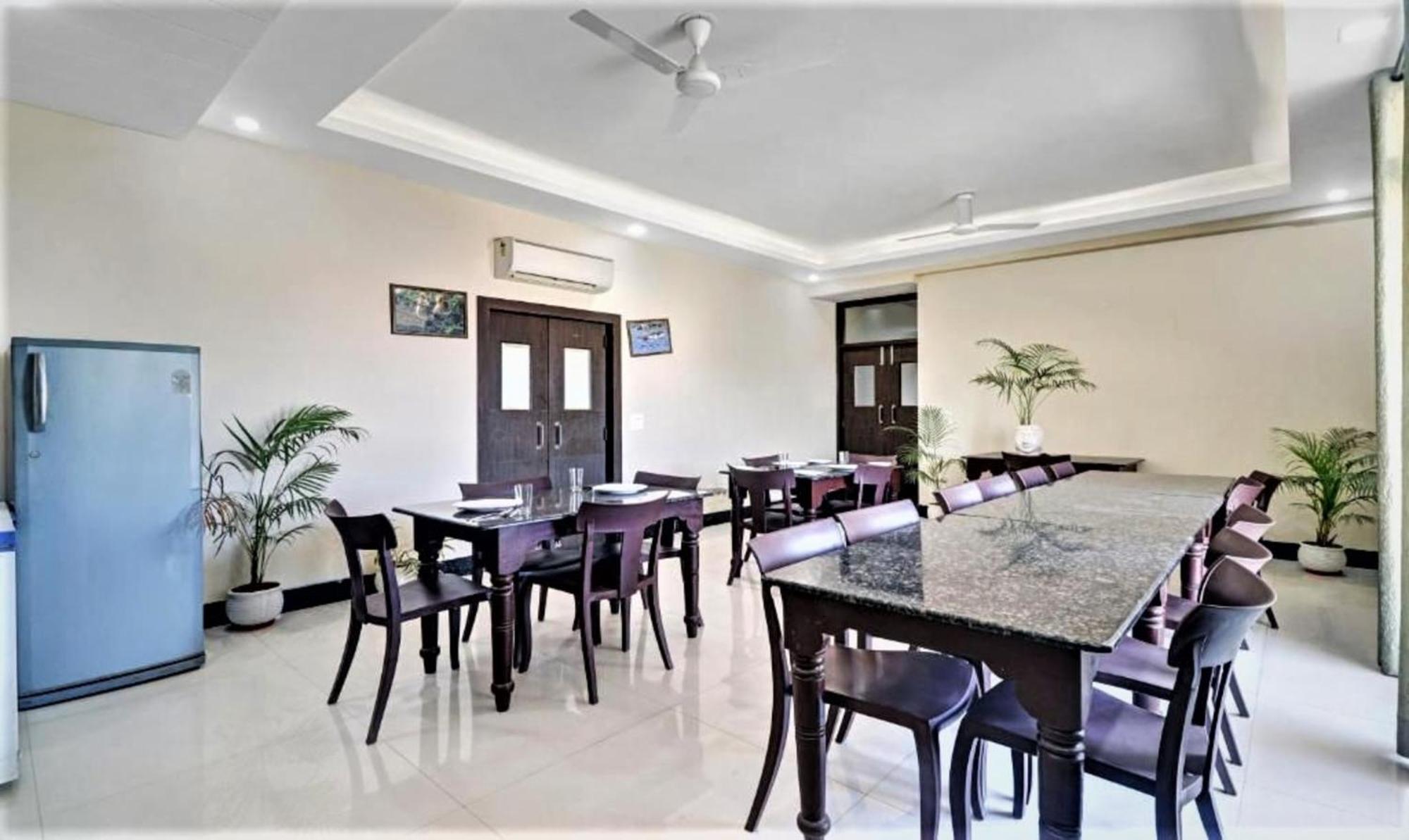 Hotel Ravi Residency Bharatpur Exterior foto